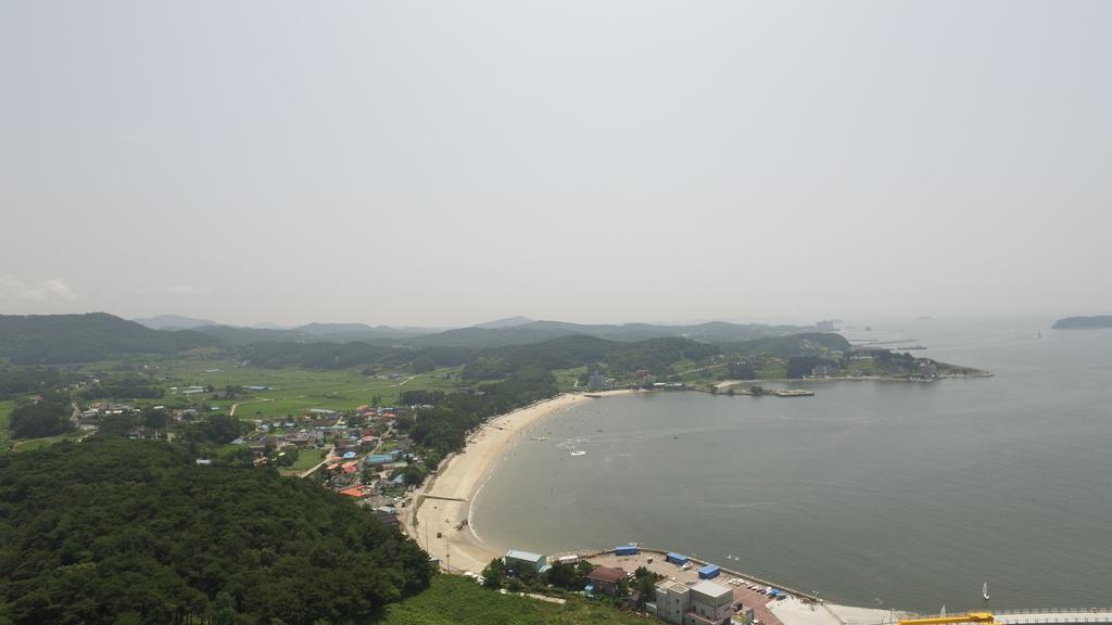 Yongdu Beach Pension Boryeong Exteriör bild