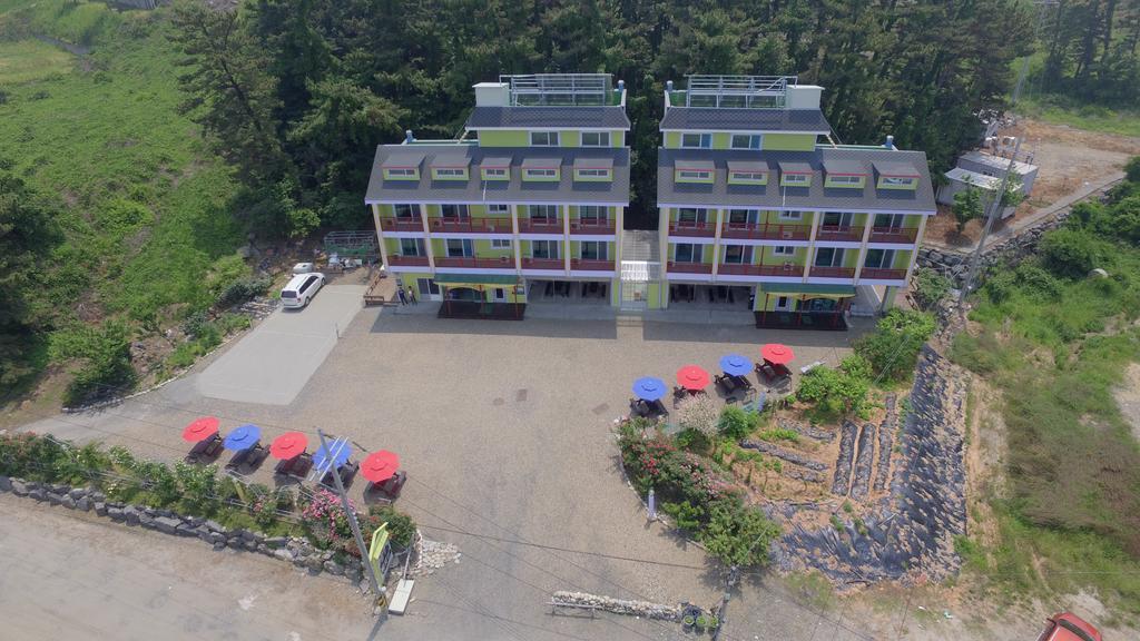 Yongdu Beach Pension Boryeong Exteriör bild